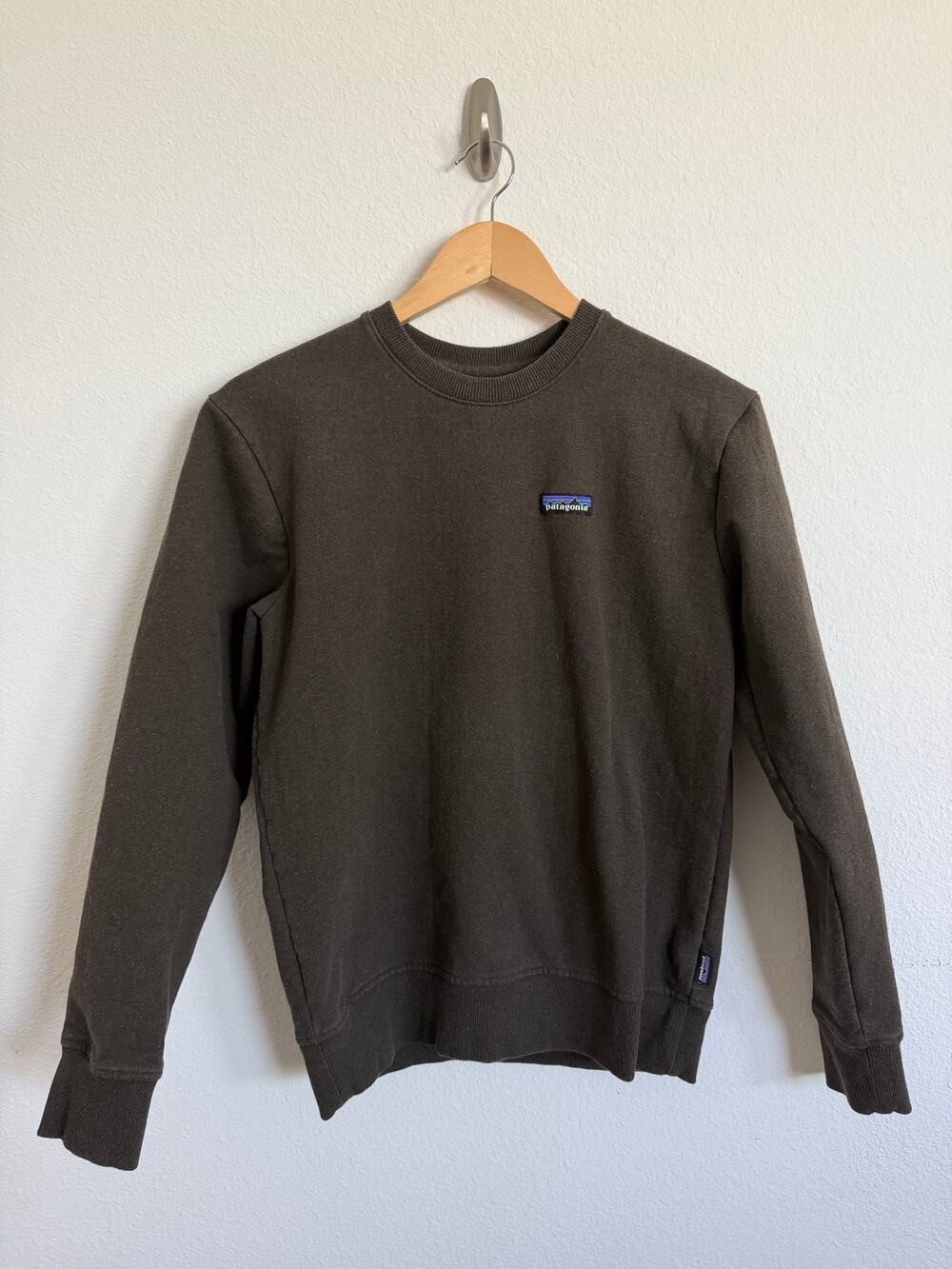 Patagonia Brown P-6 Uprisal Crewneck Recycled Sweatshirt Size Small Mens Outdoor